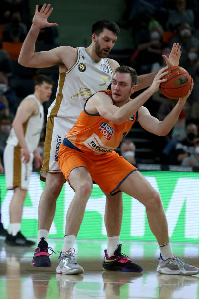 目前曼联急 目前曼联急